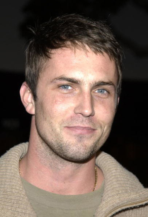 Desmond Harrington